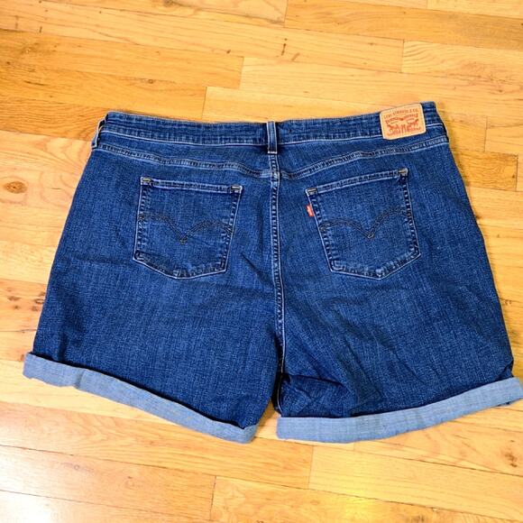 Levi's women's Mid Length Shorts size 18W - Picture 5 of 5